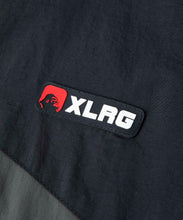 Load image into Gallery viewer, SLASH PANELED NYLON JACKET