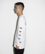 Load image into Gallery viewer, L/S TEE STILL HUNGRY