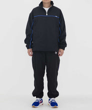 Load image into Gallery viewer, HALF ZIP NYLON PULLOVER JACKET
