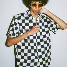Load image into Gallery viewer, CHECKERED S/S BUTTON UP
