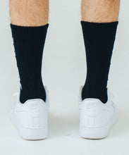 Load image into Gallery viewer, STANDARD LOGO MIDDLE SOCKS

