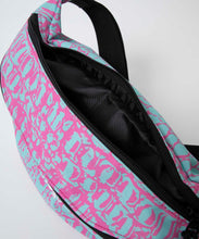 Load image into Gallery viewer, CROCODILE WAIST BAG
