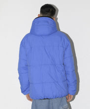Load image into Gallery viewer, REVERSIBLE HOODED CAMO JACKET
