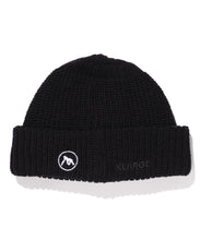 Load image into Gallery viewer, LOGO SHORT LENGTH BEANIE
