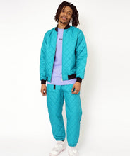 Load image into Gallery viewer, QUILTED JACKET
