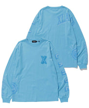 Load image into Gallery viewer, L/S TEE RAMDOM PRINT COLLEGE LOGO
